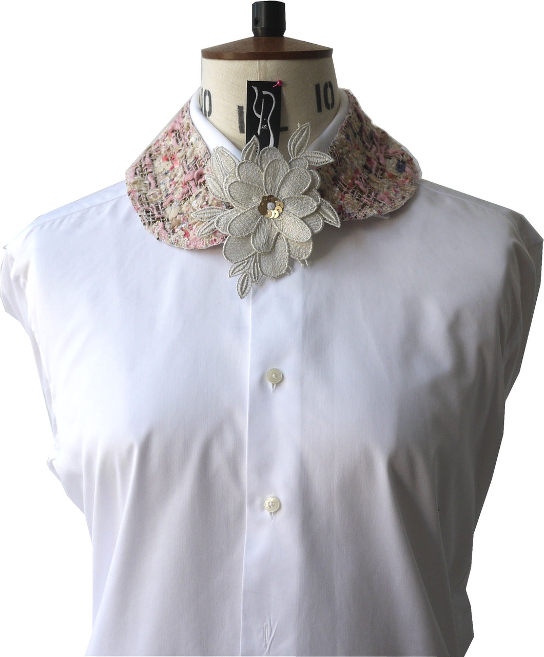 Soufflé Clintonia Collar