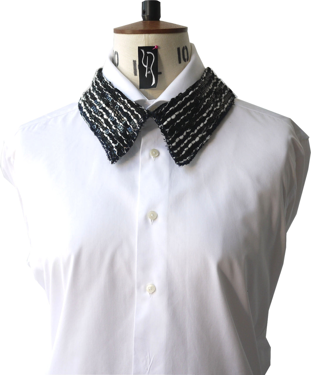 Truffle Petunia Collar